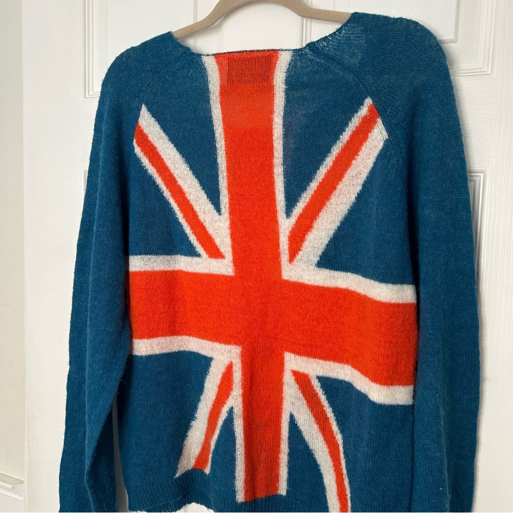 Wildfox White Label Save Queen Penny Lane Union Jack Sweater - Picture 9 of 10